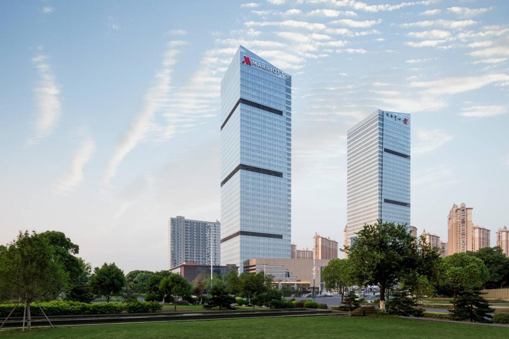 Zhangjiagang Marriott Hotel Exterior foto